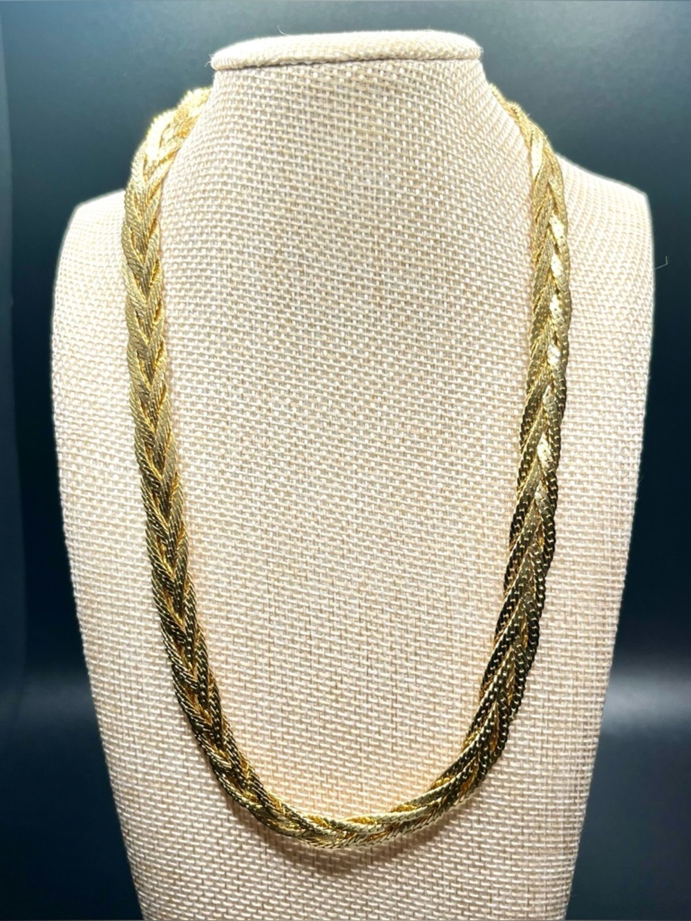 Vintage 80s style gold tone braided chain necklace chunky twist 16”